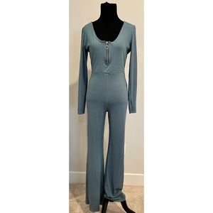 Club L London plunge zip front wide leg jumpsuit, size 8, runs small